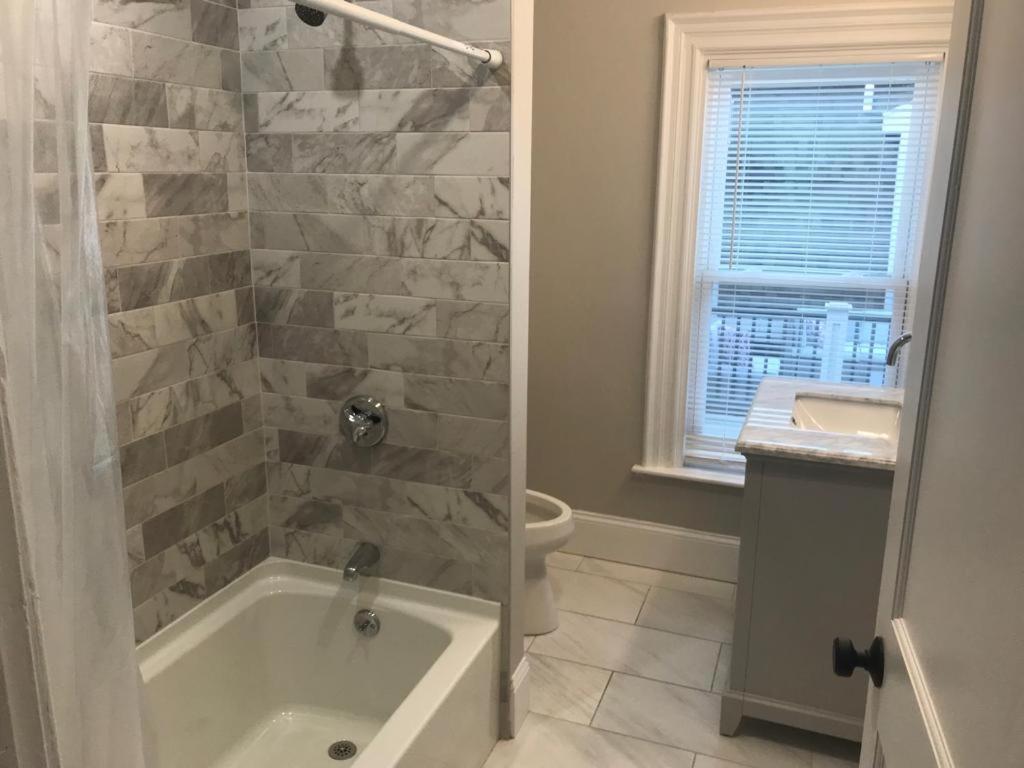 Homestay - B&B - Near South Boston - Jfk-Umass Area المظهر الخارجي الصورة